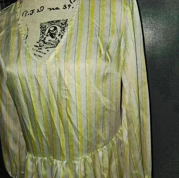 Nine West Womans Blouse Size XS - Picture 2 of 12